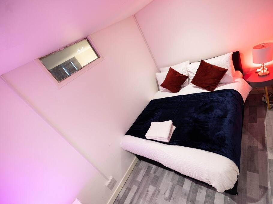 1 Bedroom-Sofabed-Worktable-4-Wifi-Parking Londres Extérieur photo